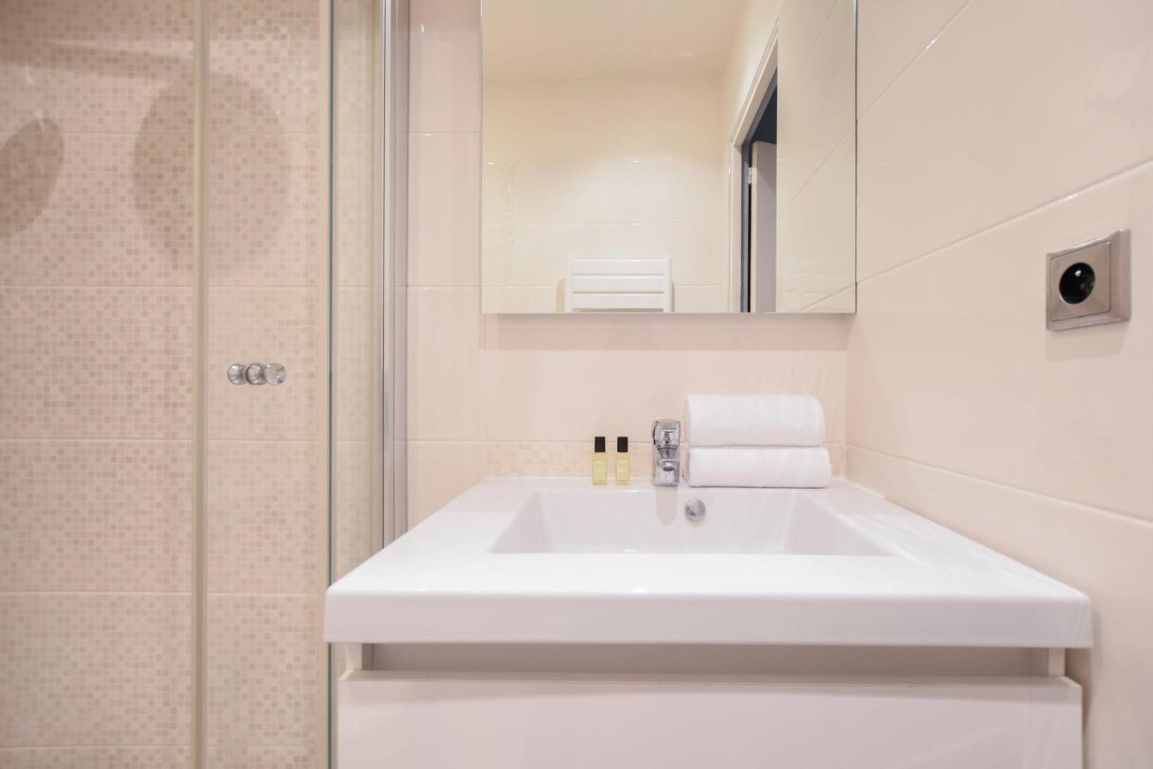 פריז Guestready - Fantastic Apt In Epinettes For 4! מראה חיצוני תמונה